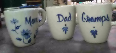 Custom lettering on Crockery